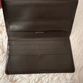 Load image into Gallery viewer, International Wallet in Brown Epi Leather