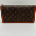 Load image into Gallery viewer, Pochette Dame Monogram