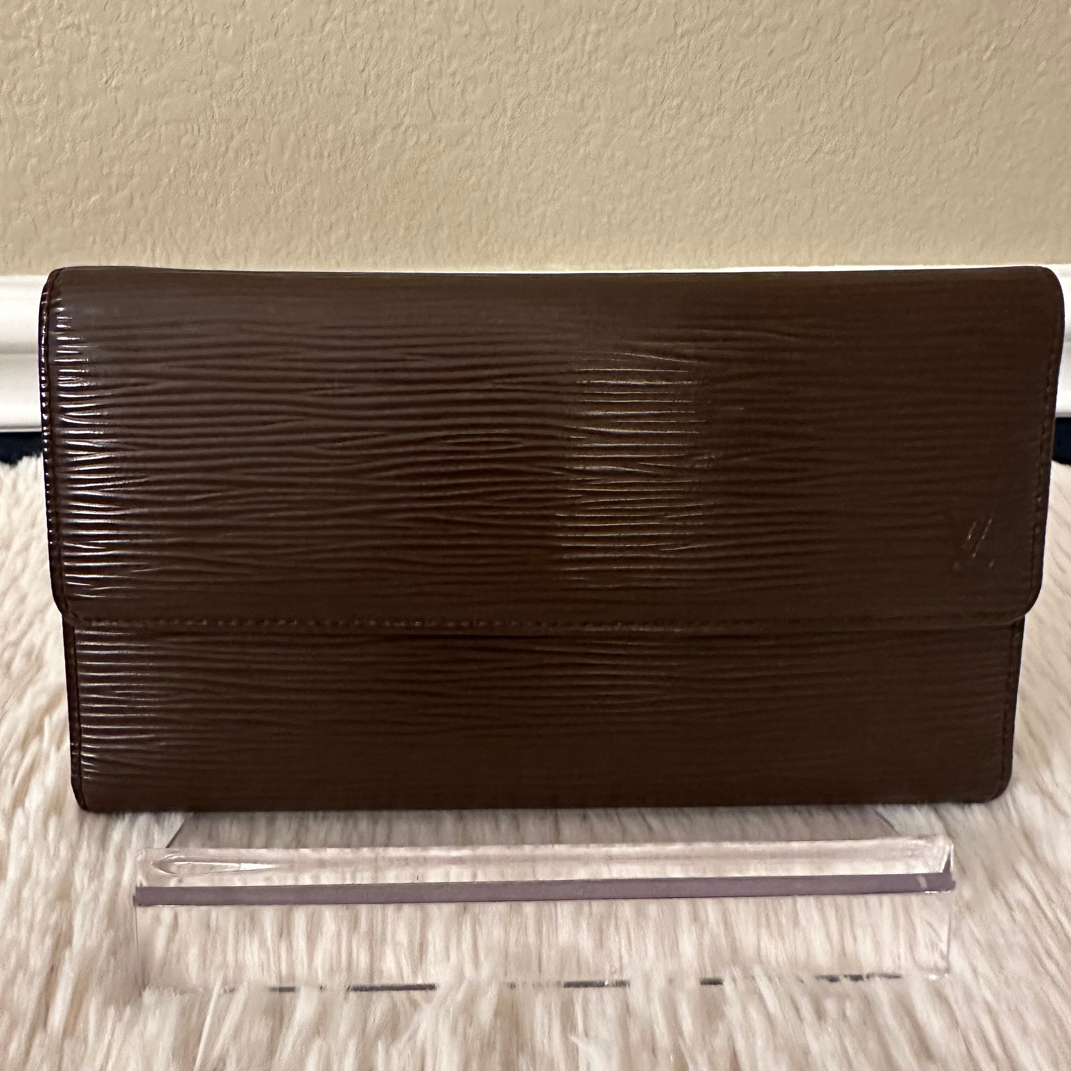 International Wallet in Brown Epi Leather