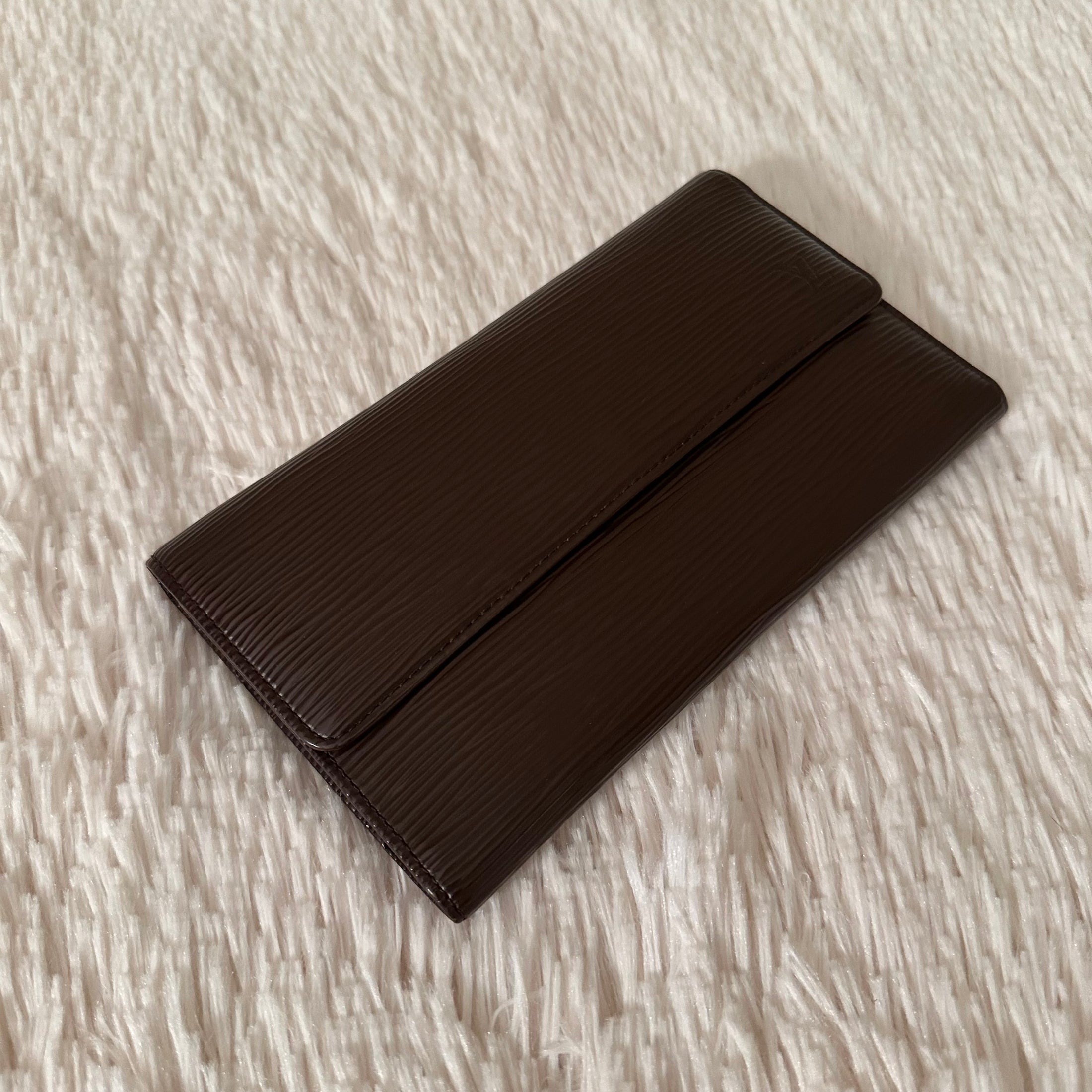 International Wallet in Brown Epi Leather