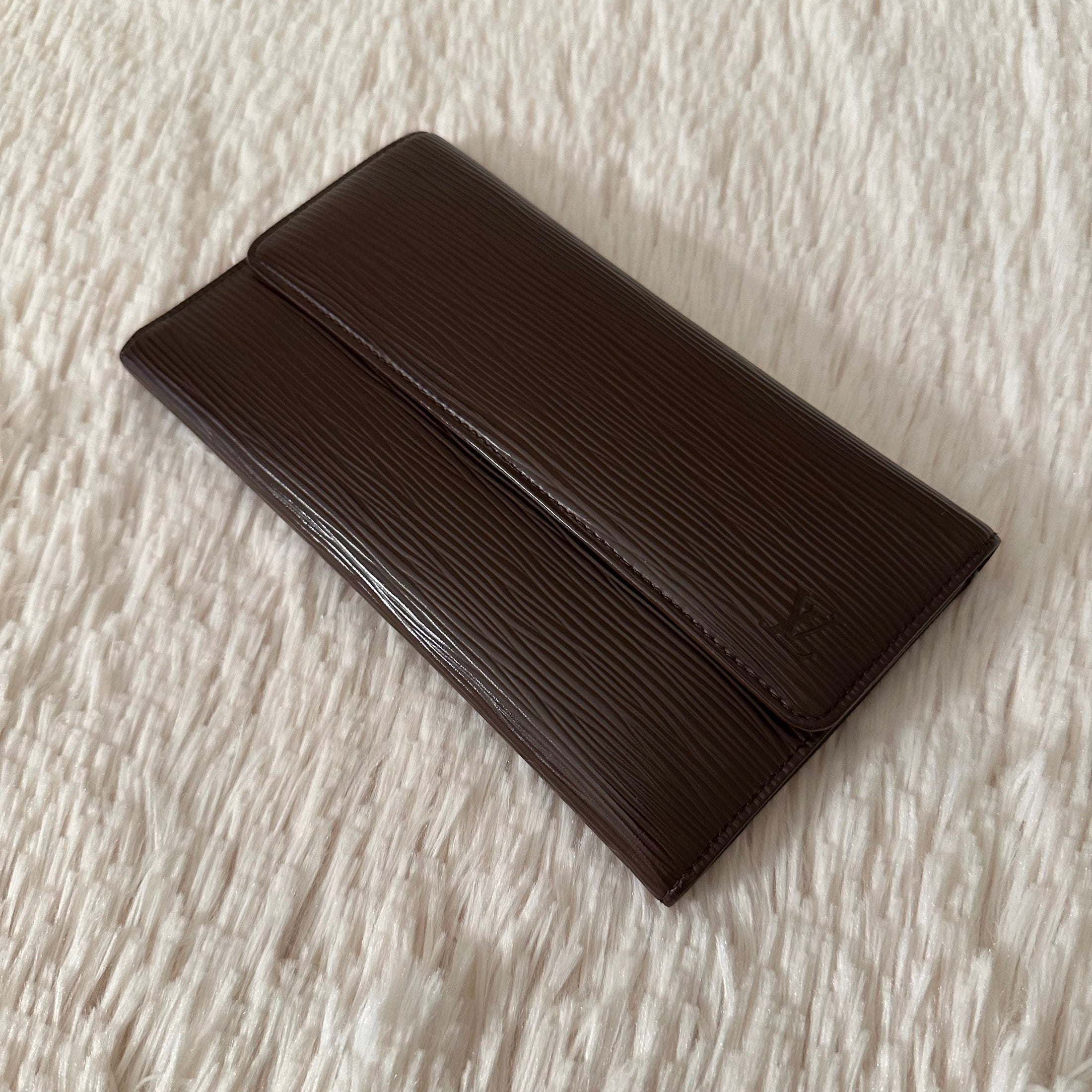 International Wallet in Brown Epi Leather