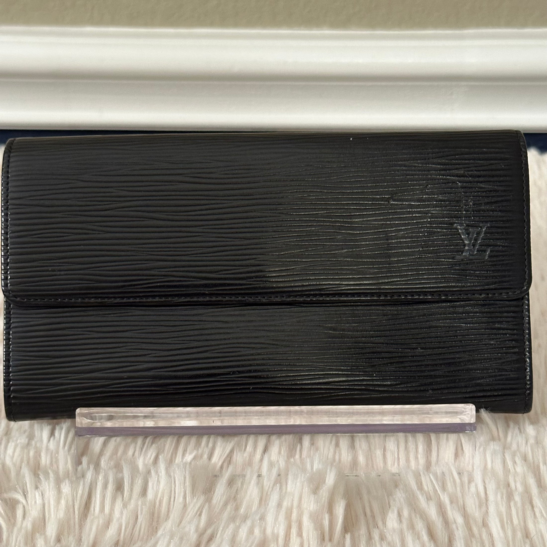 Sarah Wallet in Black Epi Leather