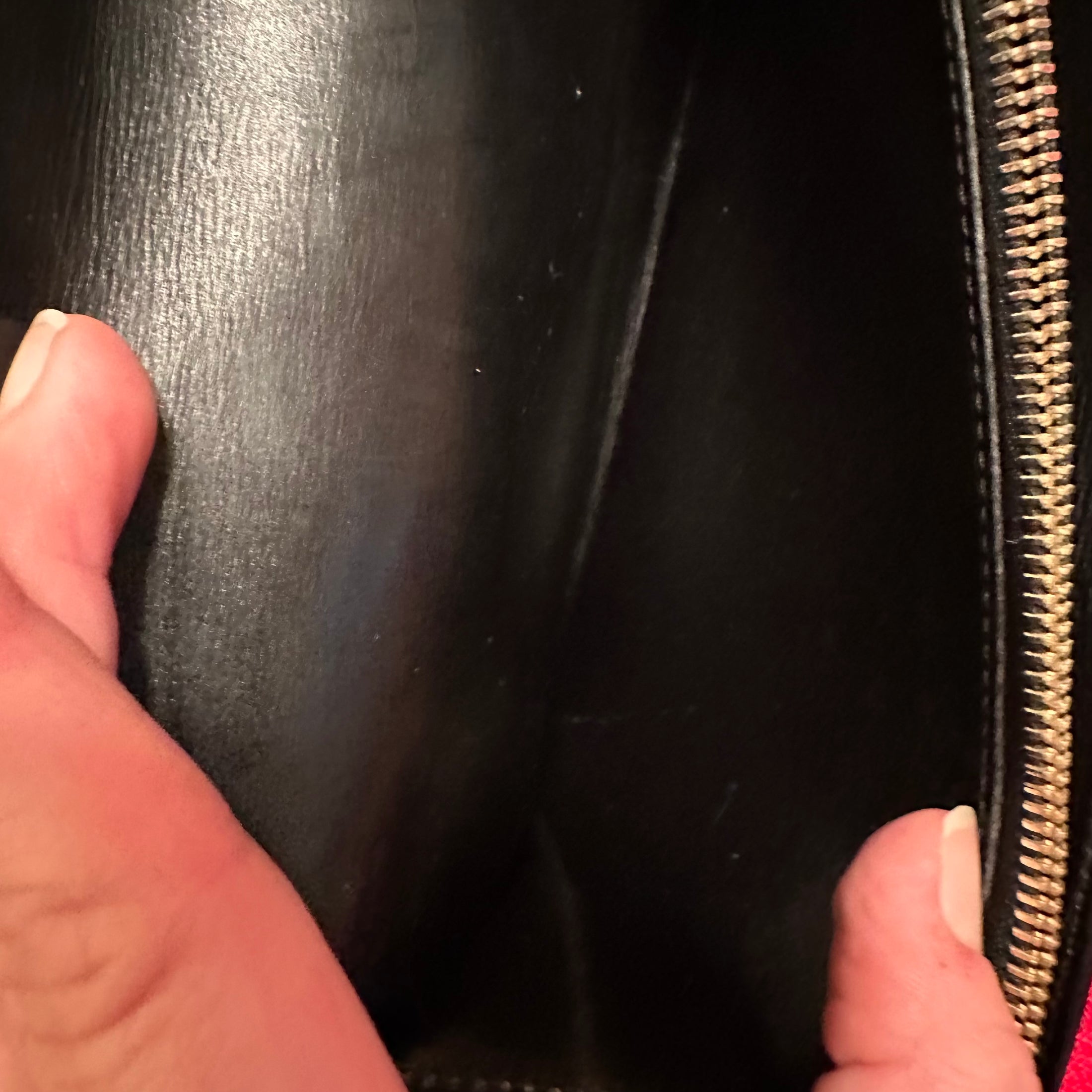 Sarah Wallet in Black Epi Leather