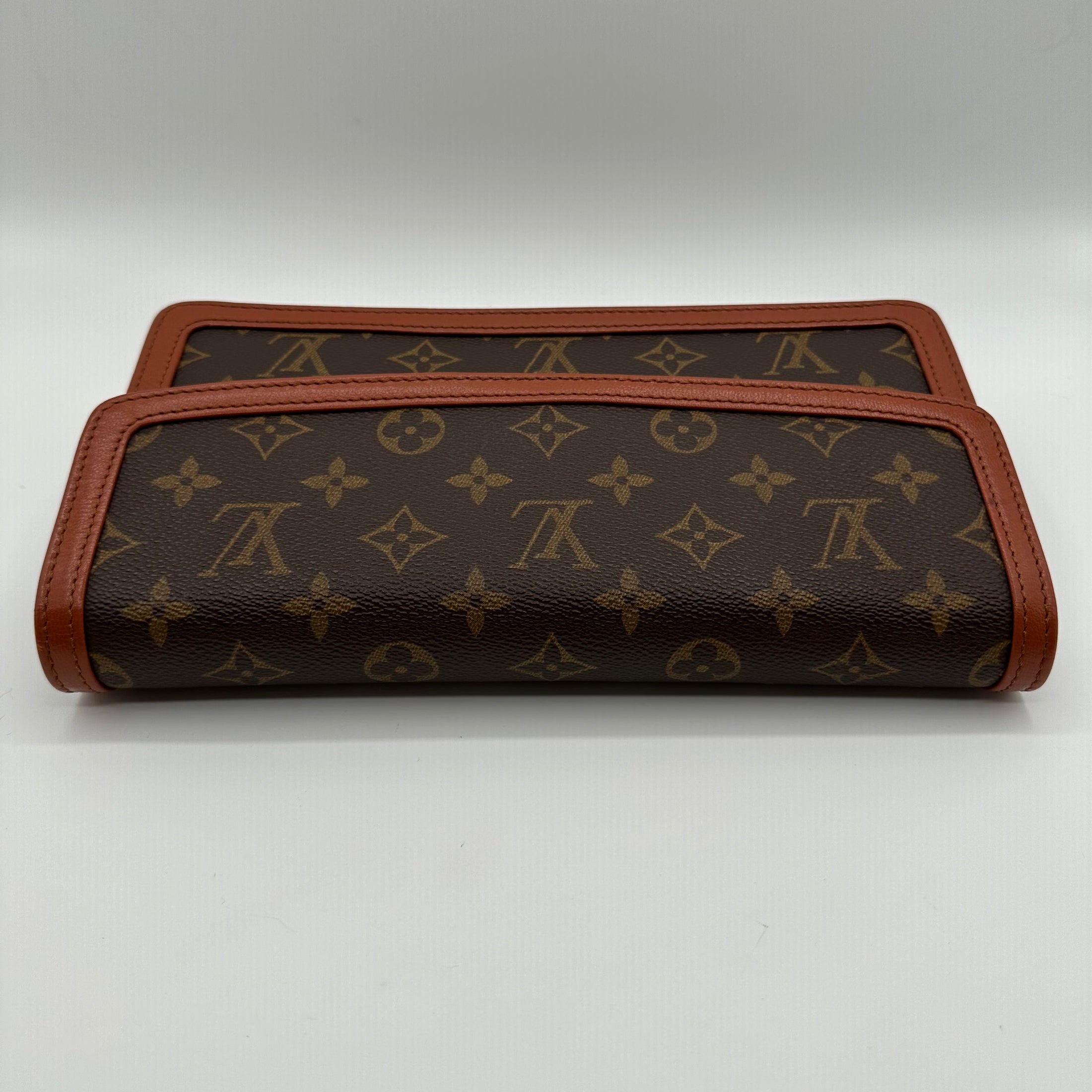 Pochette Dame Monogram