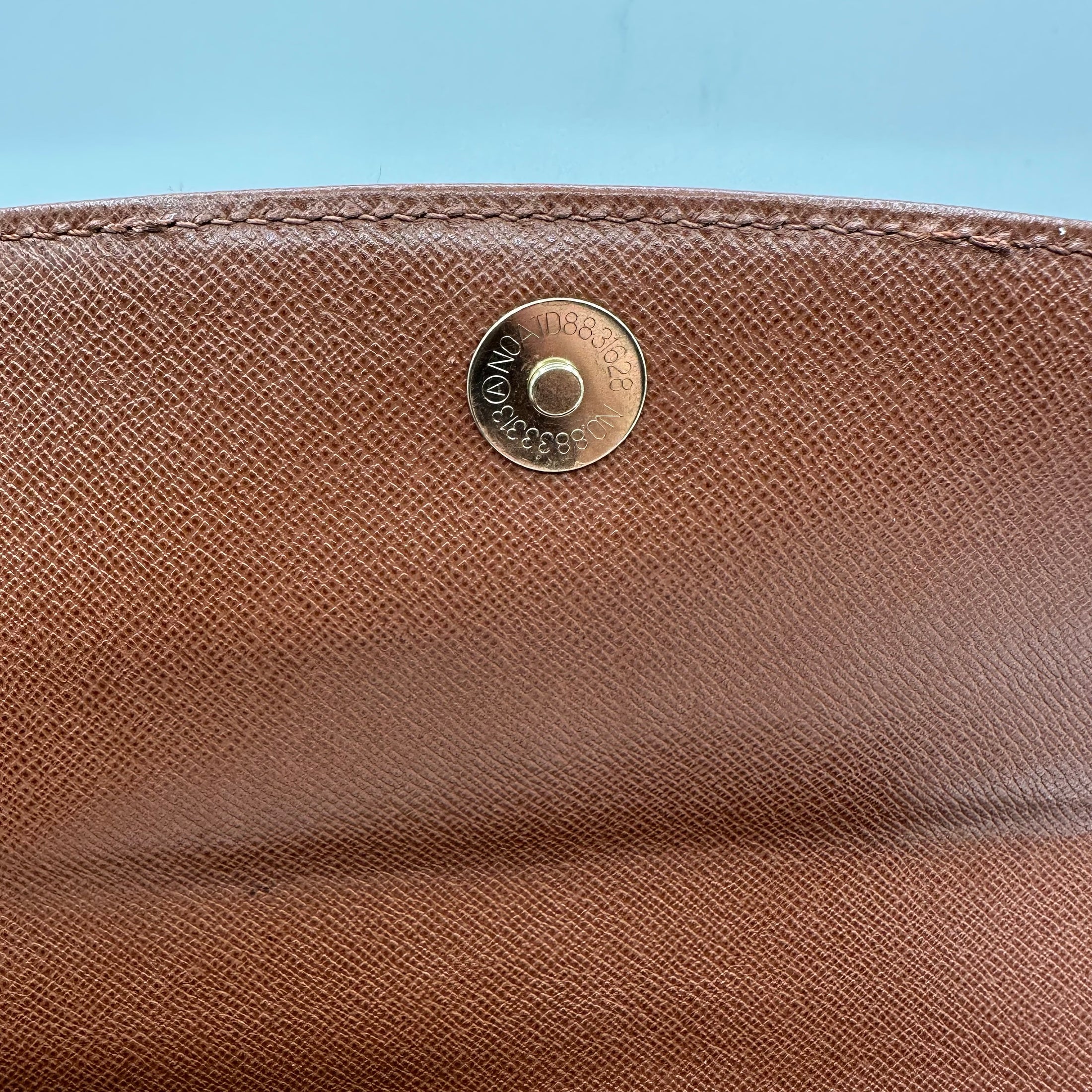 Pochette Dame Monogram