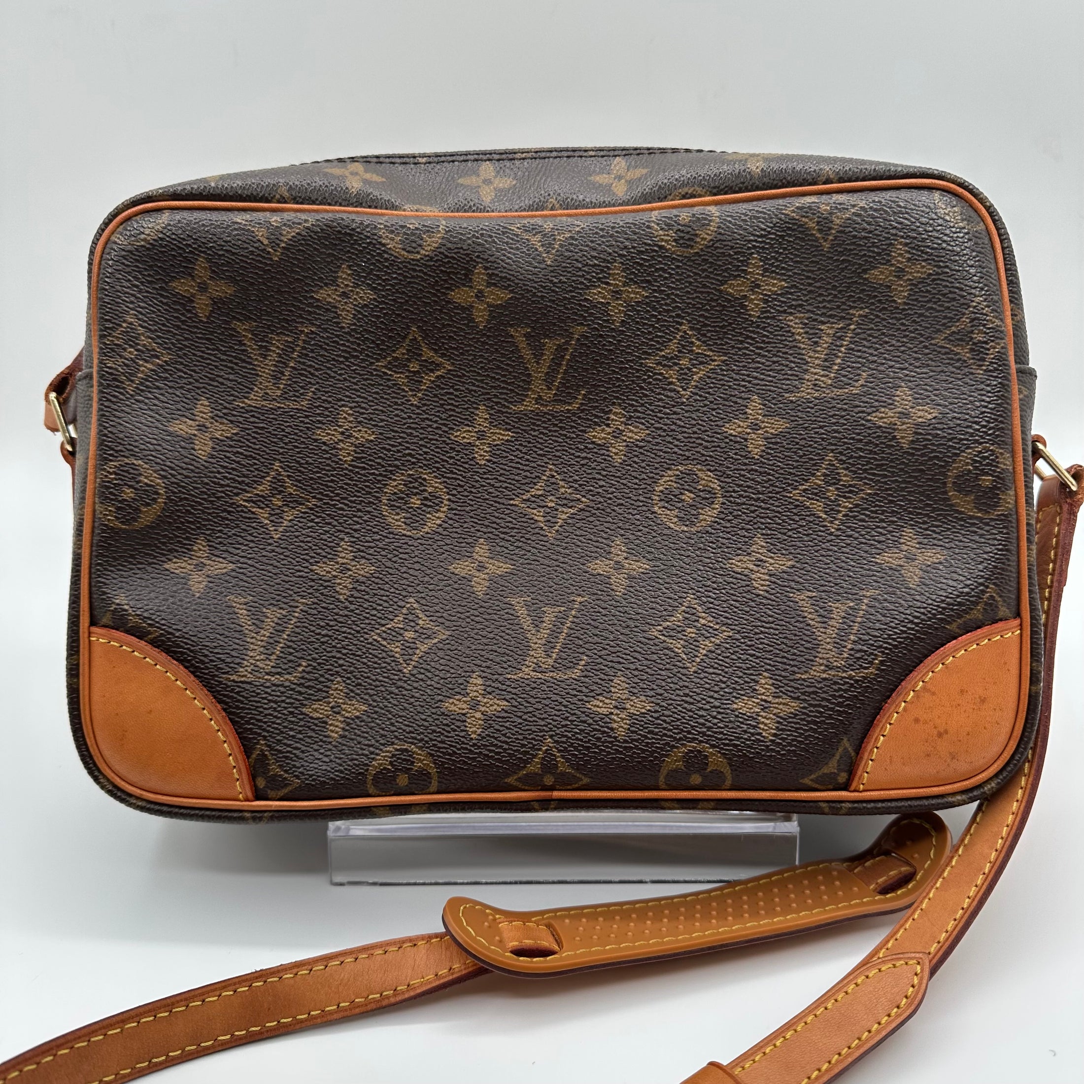 Trocadero 27 in Monogram