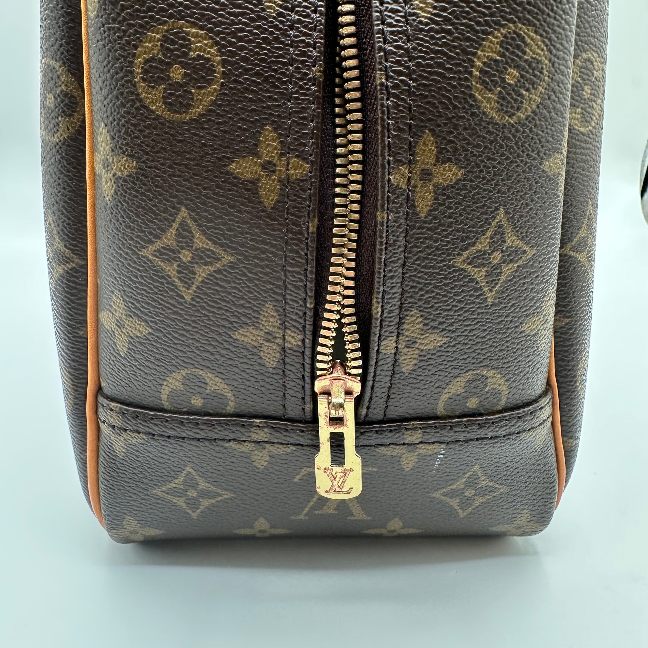 Deuville in Monogram