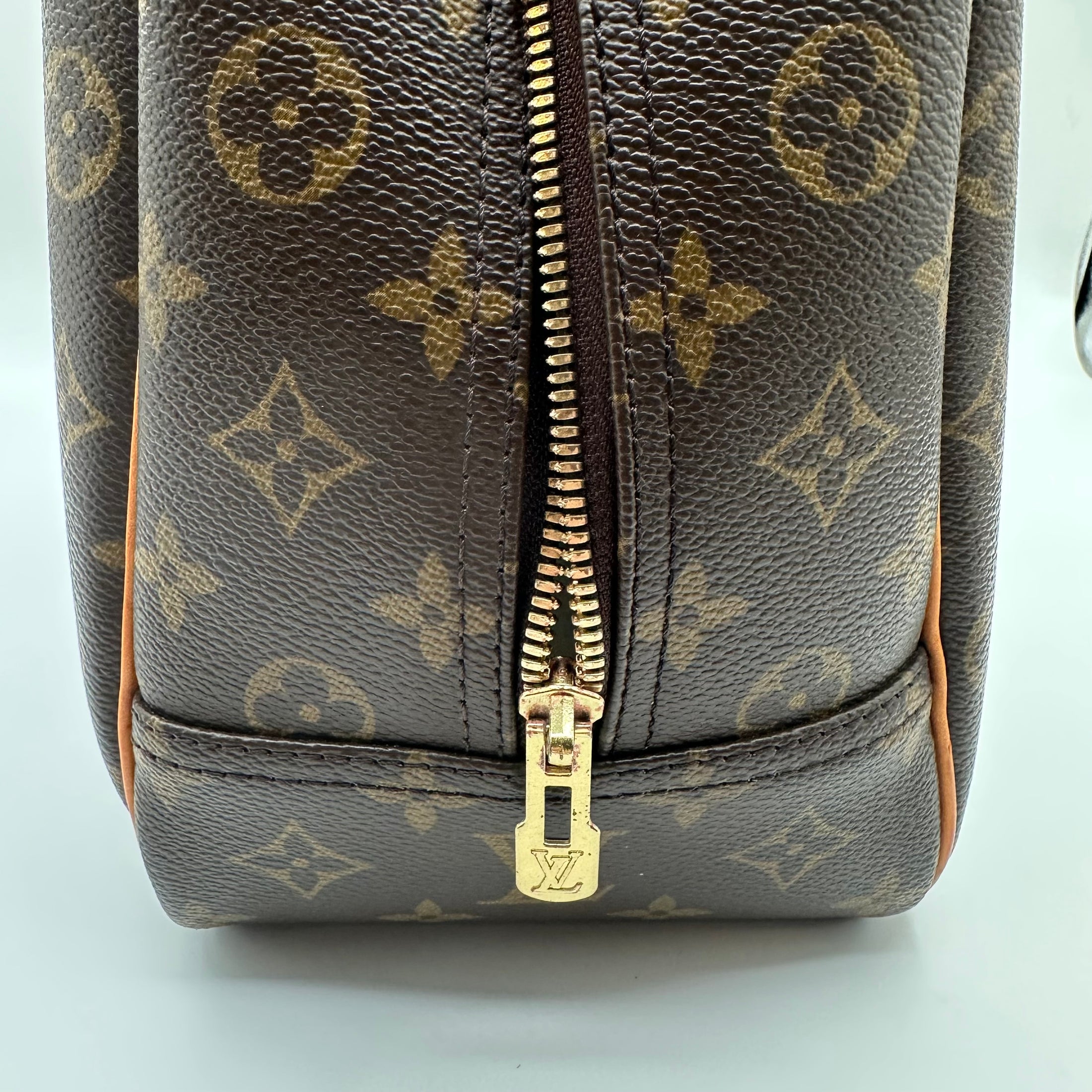 Deuville in Monogram