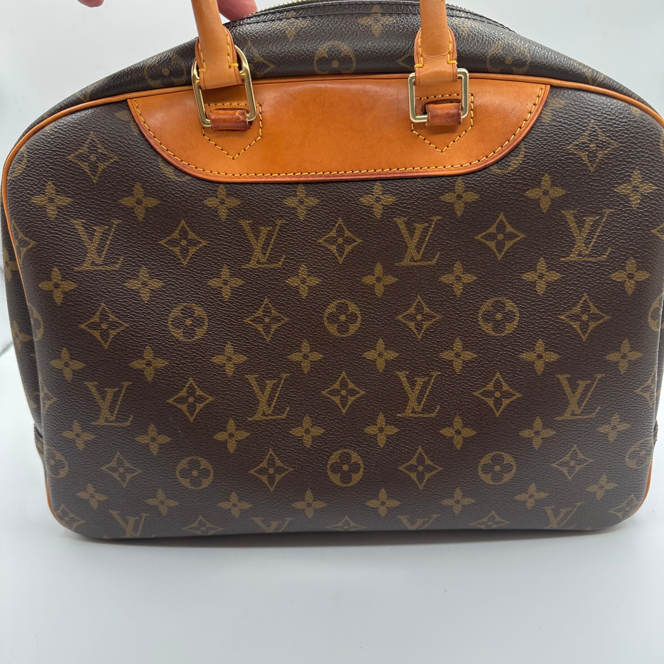 Deuville in Monogram