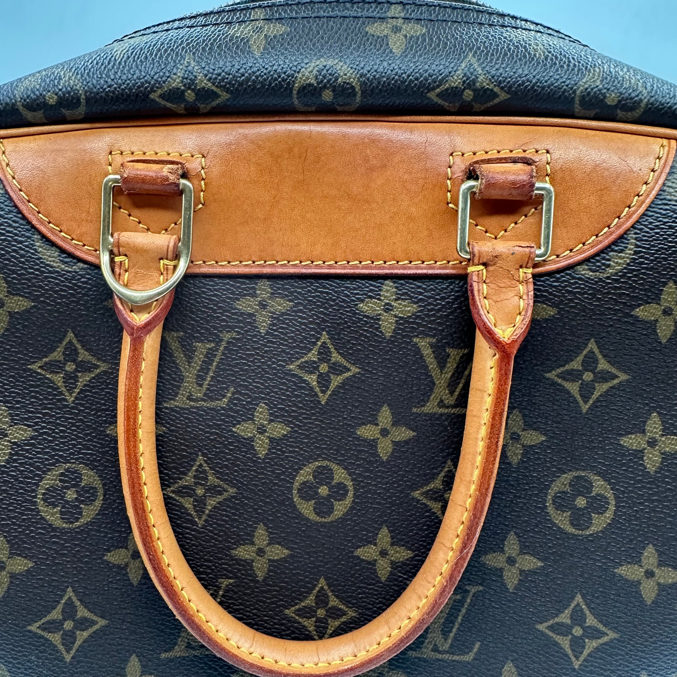 Deuville in Monogram