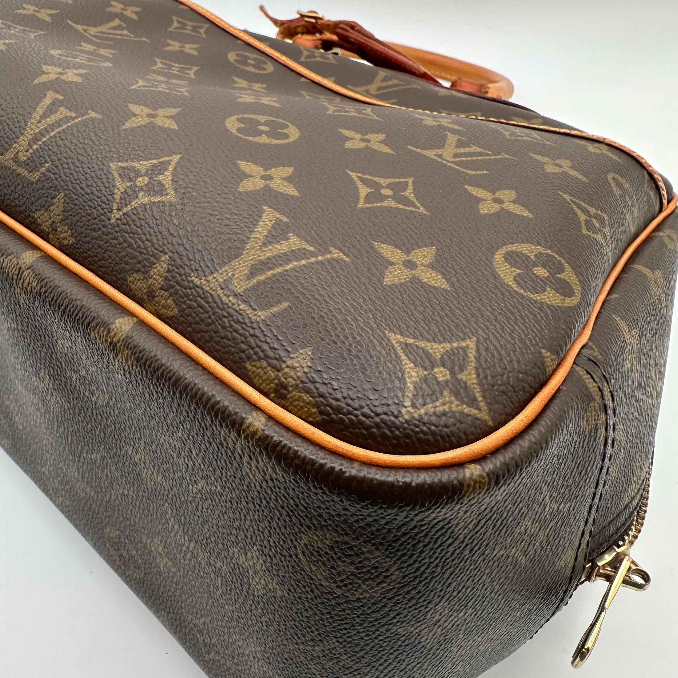 Deuville in Monogram