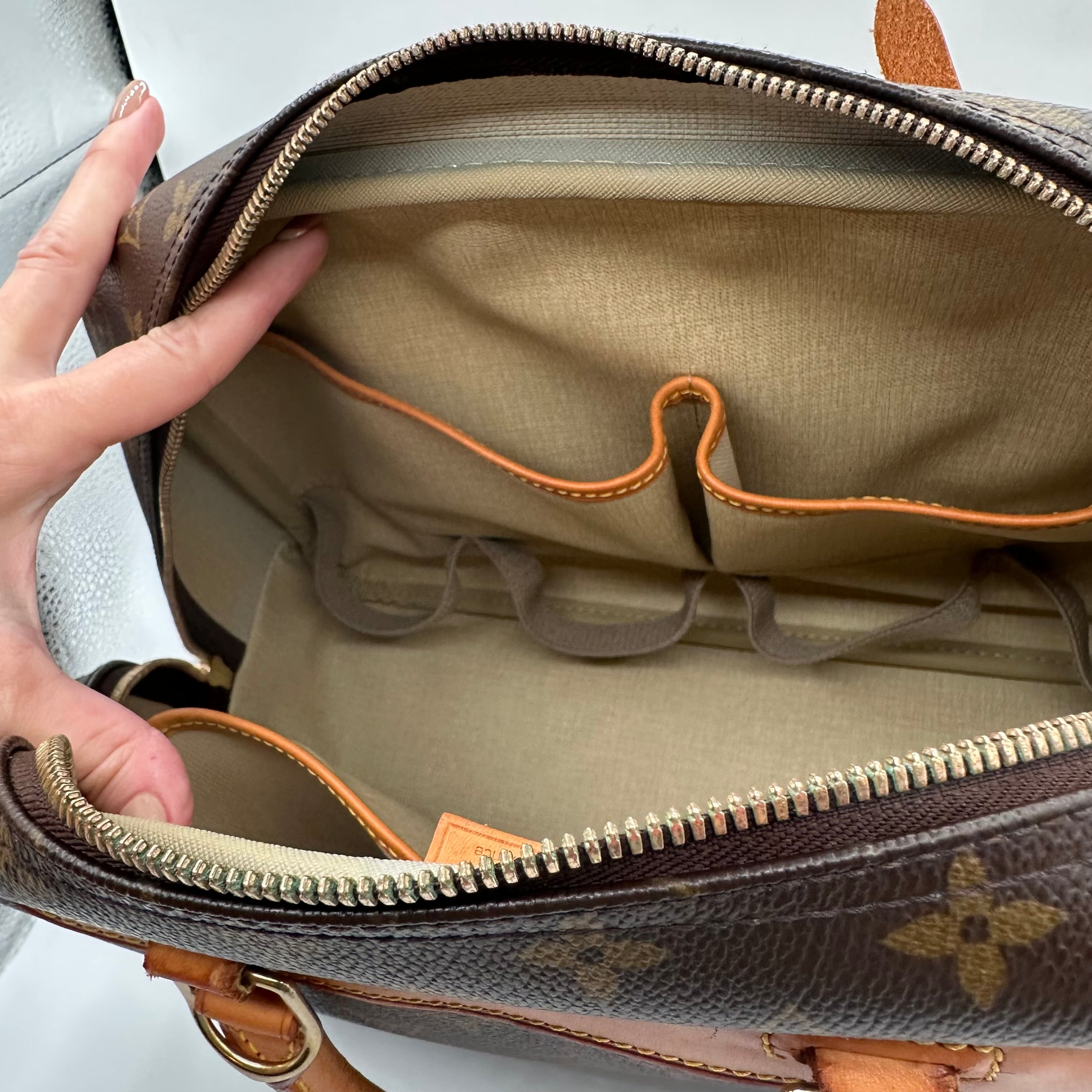 Deuville in Monogram