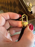 Load image into Gallery viewer, Neverfull Pouch MM - Damier Ebene
