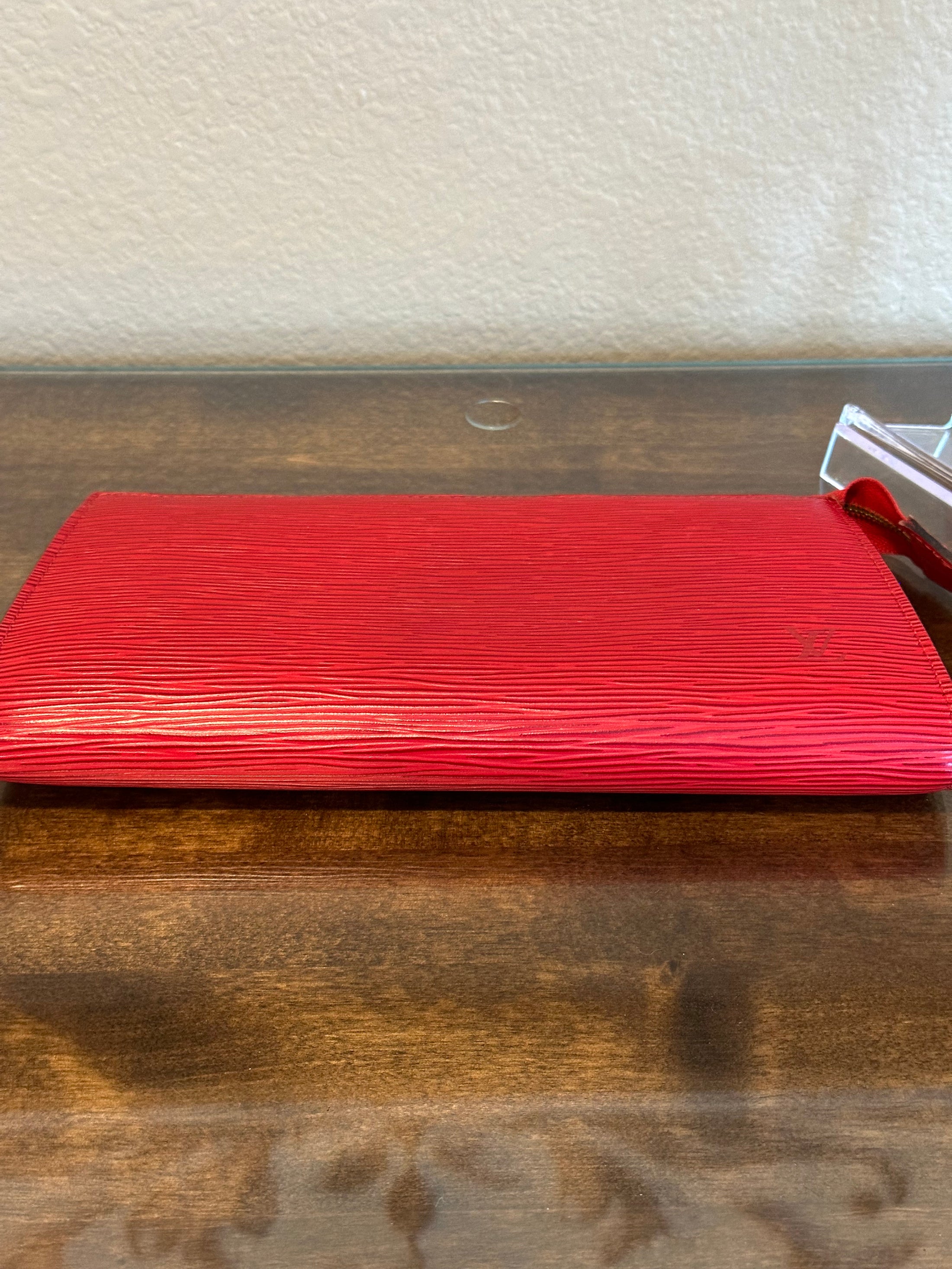 Pochette Accessoires in Red Epi