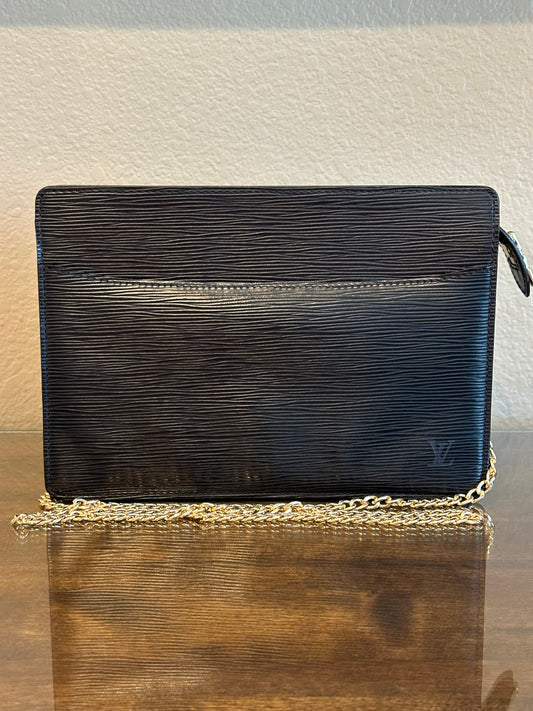 Pochette Homme in Black Epi Leather